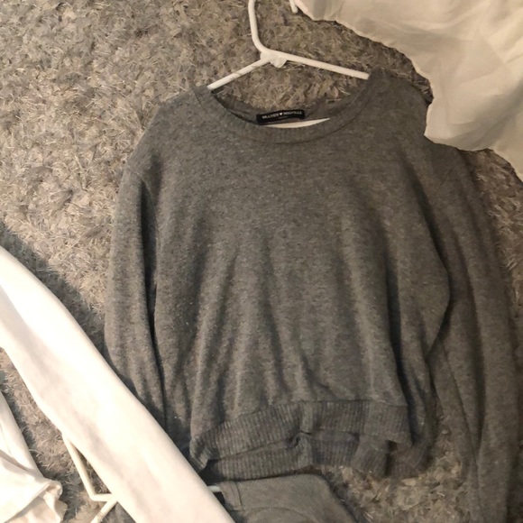 Brandy Melville long sleeve bundle - Picture 6 of 6